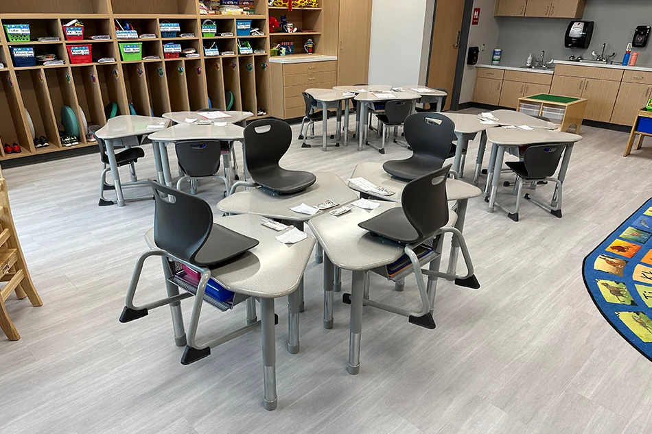 A cluster of small desks