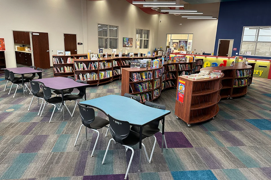 Tables and bookshelves in a library